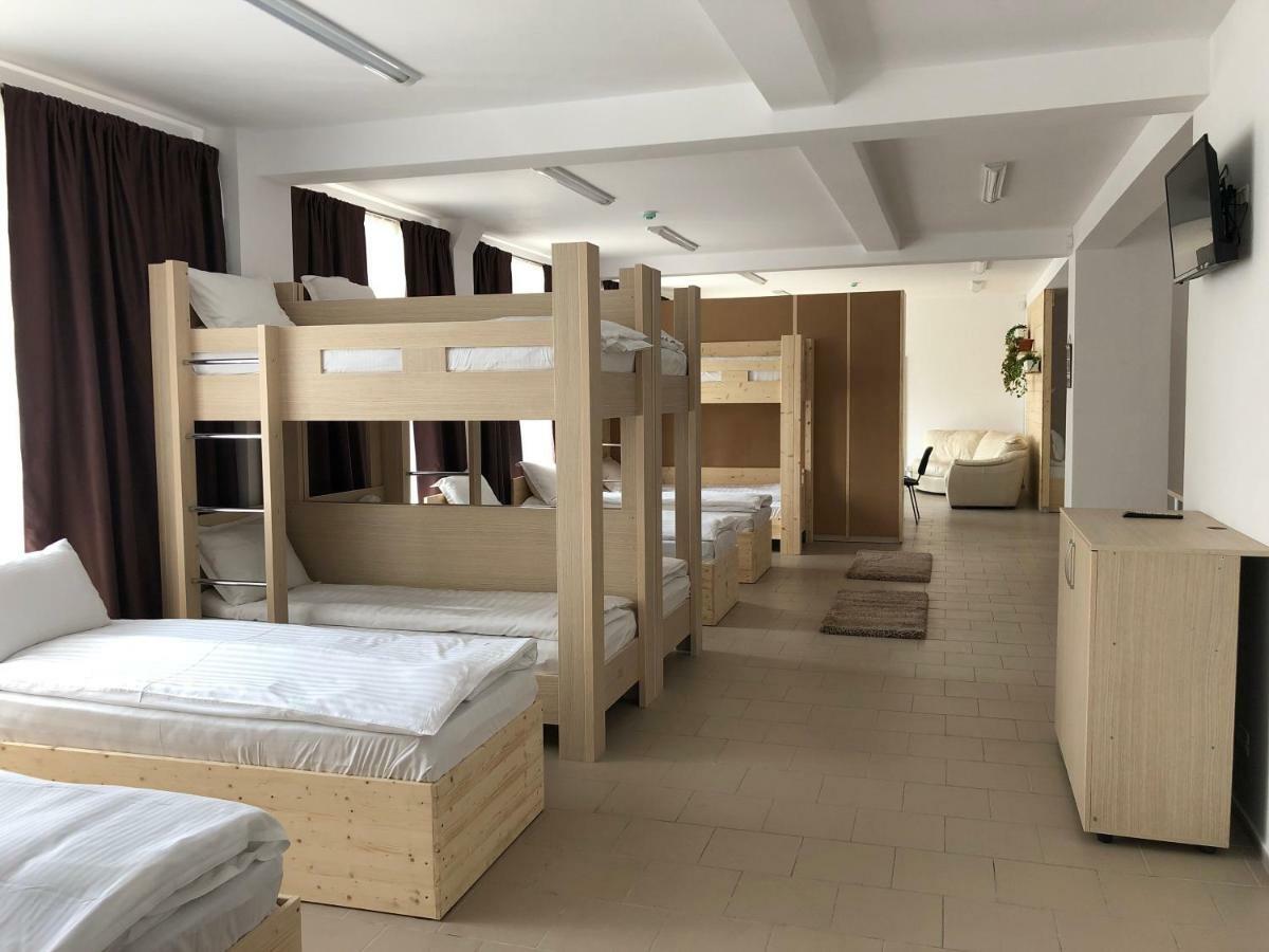Hotel Nova Residence Popesti-Leordeni ภายนอก รูปภาพ