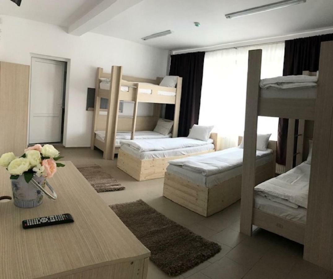 Hotel Nova Residence Popesti-Leordeni ภายนอก รูปภาพ
