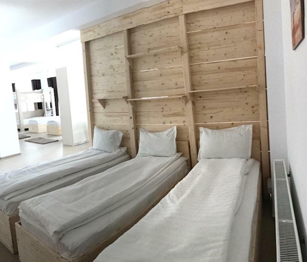 Hotel Nova Residence Popesti-Leordeni ภายนอก รูปภาพ